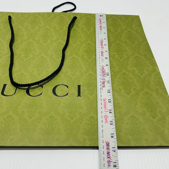 GUCCI Authentic Paper Shopping Gift Bag Tote Green Damask Print Embossed 23x17x8 - Picture 5 of 6